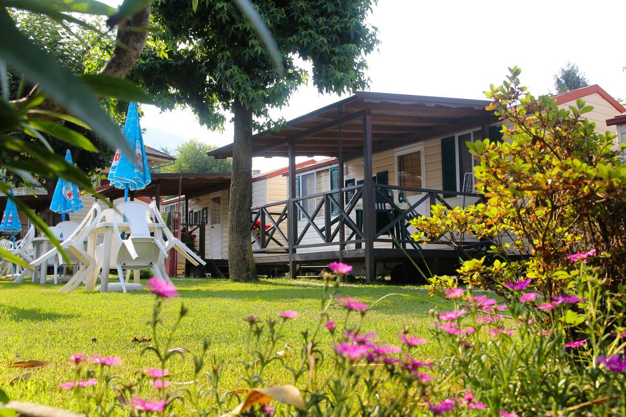 Camping Parisi Baveno Phòng bức ảnh